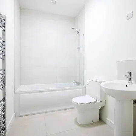 Cozy Peaceful Retreat Near Dublin ゲストハウス